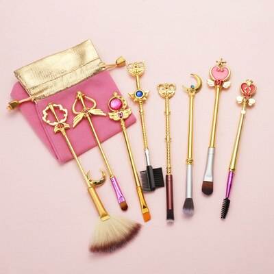 Lunar Beauty: Sailor Moon Inspired Anime Makeup Brushes Set.