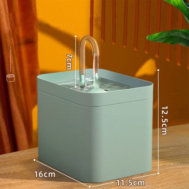 Automatic Pet Water Dispenser.
