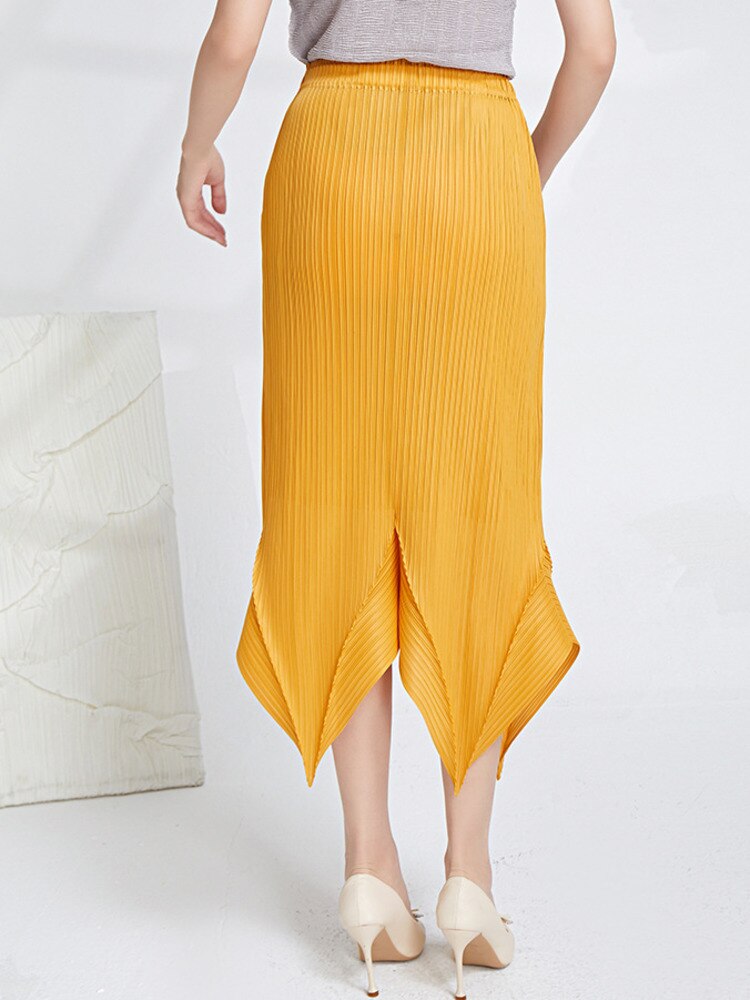 Spliced Pleated High Waisted Skirt