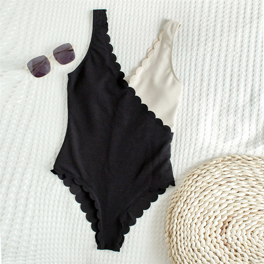 Chic Contrast Scalloped High Cut One Piece Women's Swimsuit
