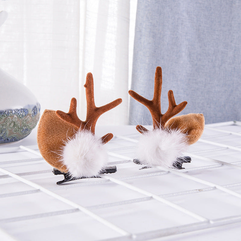 Reindeer Chic Hair Clip
