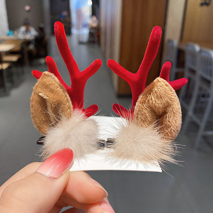 Reindeer Chic Hair Clip