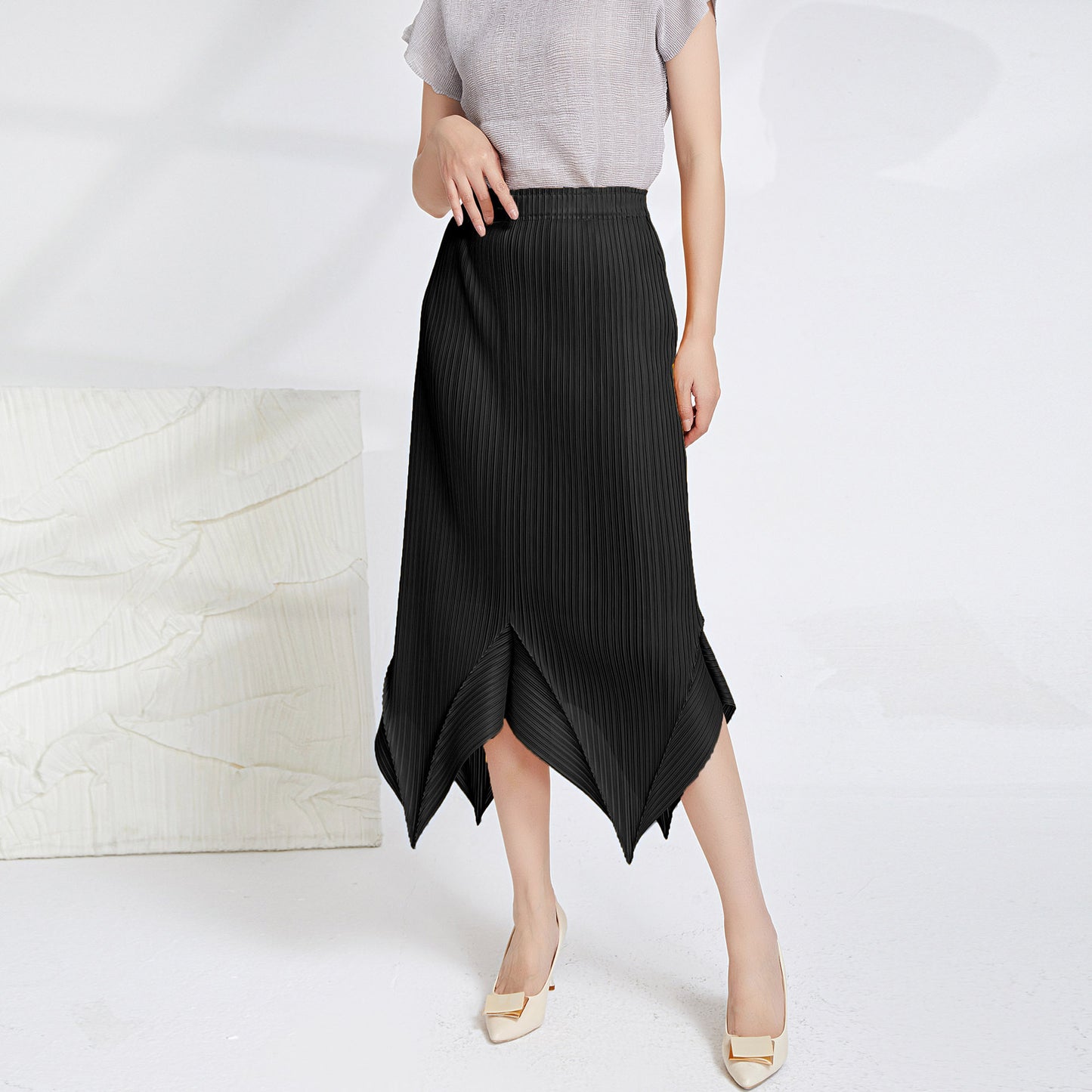 Spliced Pleated High Waisted Skirt