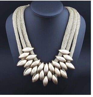 Ethereal Elegance: Multi-Layer Woven Clavicle Chain Necklace