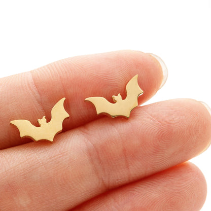 Gothic Vampire Bat Stainless Steel Tragus Stud Earring – Minimalist Halloween Piercing Jewelry for Women