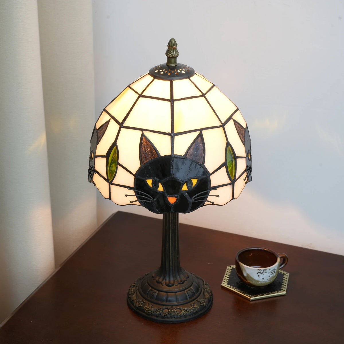 Black Cat Stained Glass Table Lamp – Bedroom Nightstand Desk Light
