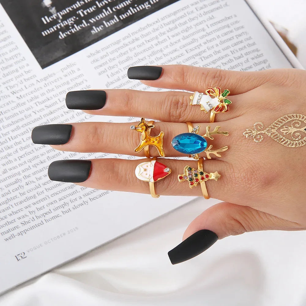 Gothic Red Crystal Heart Rings Set – 8pcs Irregular Y2K Butterfly Spider Aesthetic Jewelry for Women