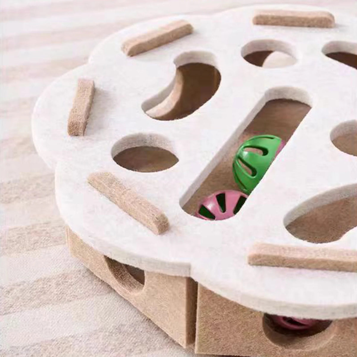 Cat Felt Puzzle Box, Interactive Maze Ball Toy for Indoor Cats and Kittens