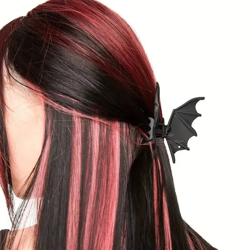 Gothic Bat Hair Clip – Matte Black Punk-Style Hairpin for Women