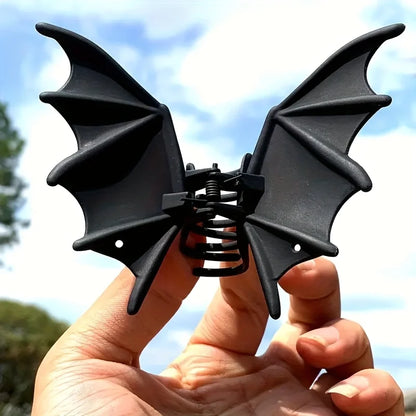Gothic Bat Hair Clip – Matte Black Punk-Style Hairpin for Women