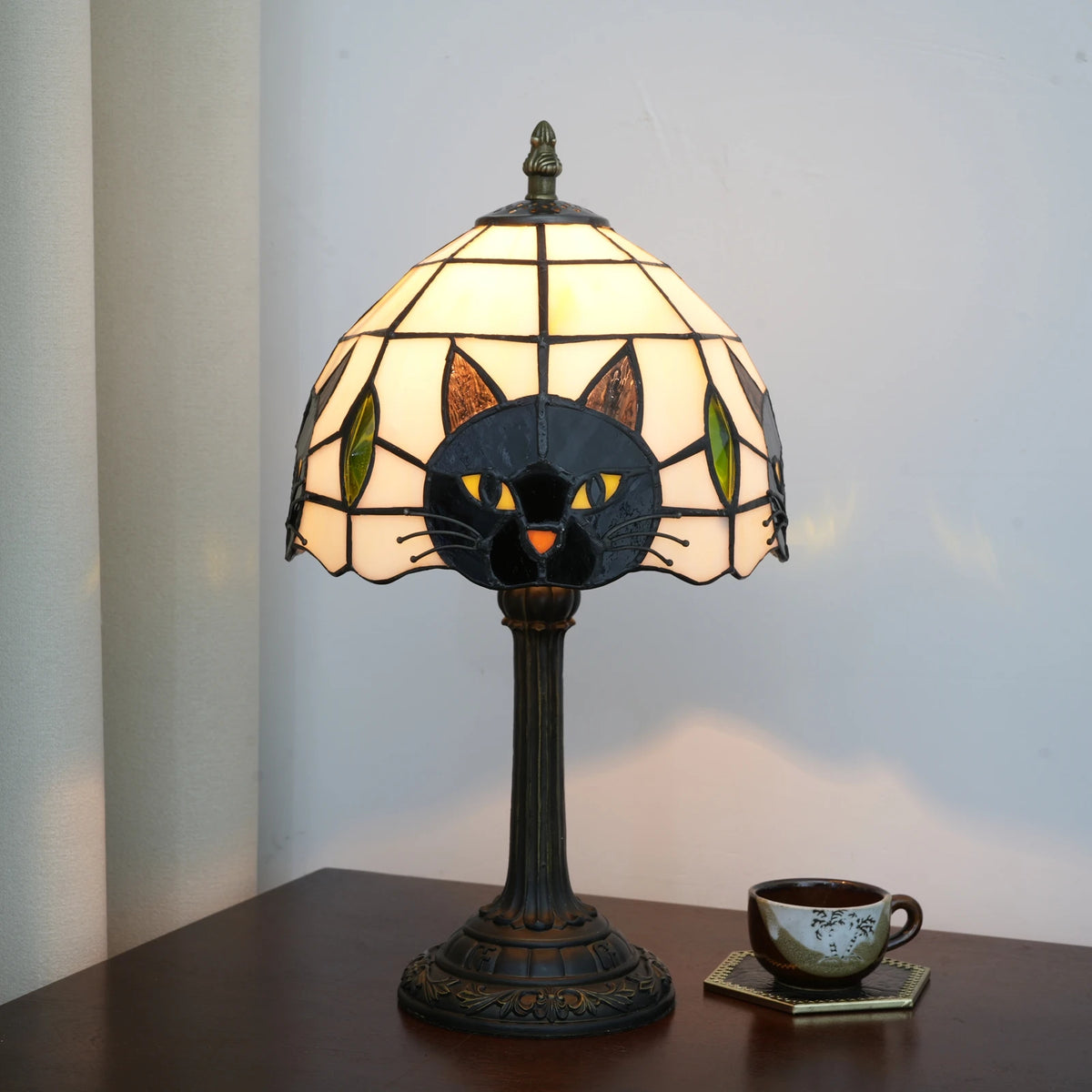 Black Cat Stained Glass Table Lamp – Bedroom Nightstand Desk Light