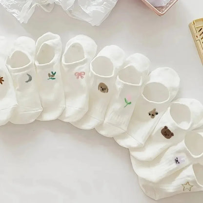 CHUANGERM 10-Pair Cute Cartoon Ankle Socks – Breathable Women's White Socks Set