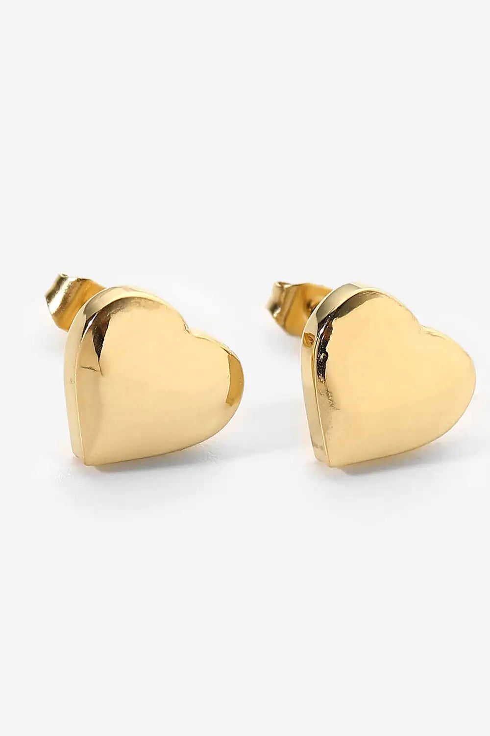 Radiant Heart Elegance:Enchanting Stud Earrings